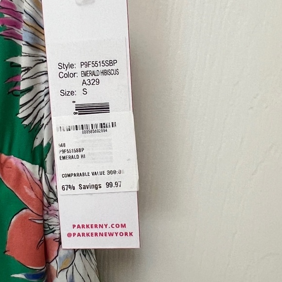 Parker Emerald Hibiscus Dress - Picture 6 of 10